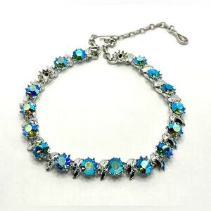 Coro - Aurora Borealis Necklace